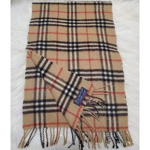 Burberrys Cashmere/Wool Scarf